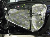 Шумоизоляция пола, арок, дверей, потолка и багажника автомобиля 